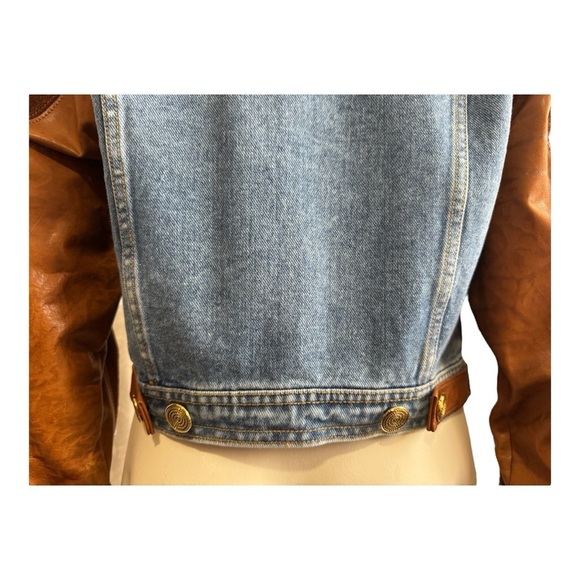Cache Y2K Leopard Jean Jacket
- Suede Leather Denim - Women's Size Small NWT - Picture 9 of 15